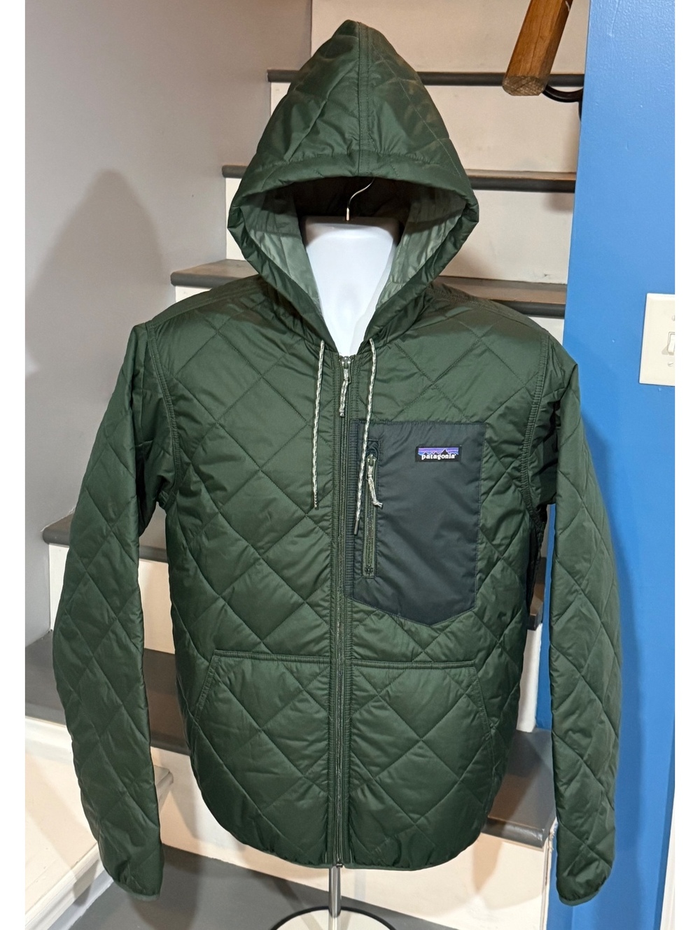 Patagonia Men’s Medium Diamond Quilted Bomber Hoody Pinyon Green Full Zip Jacket